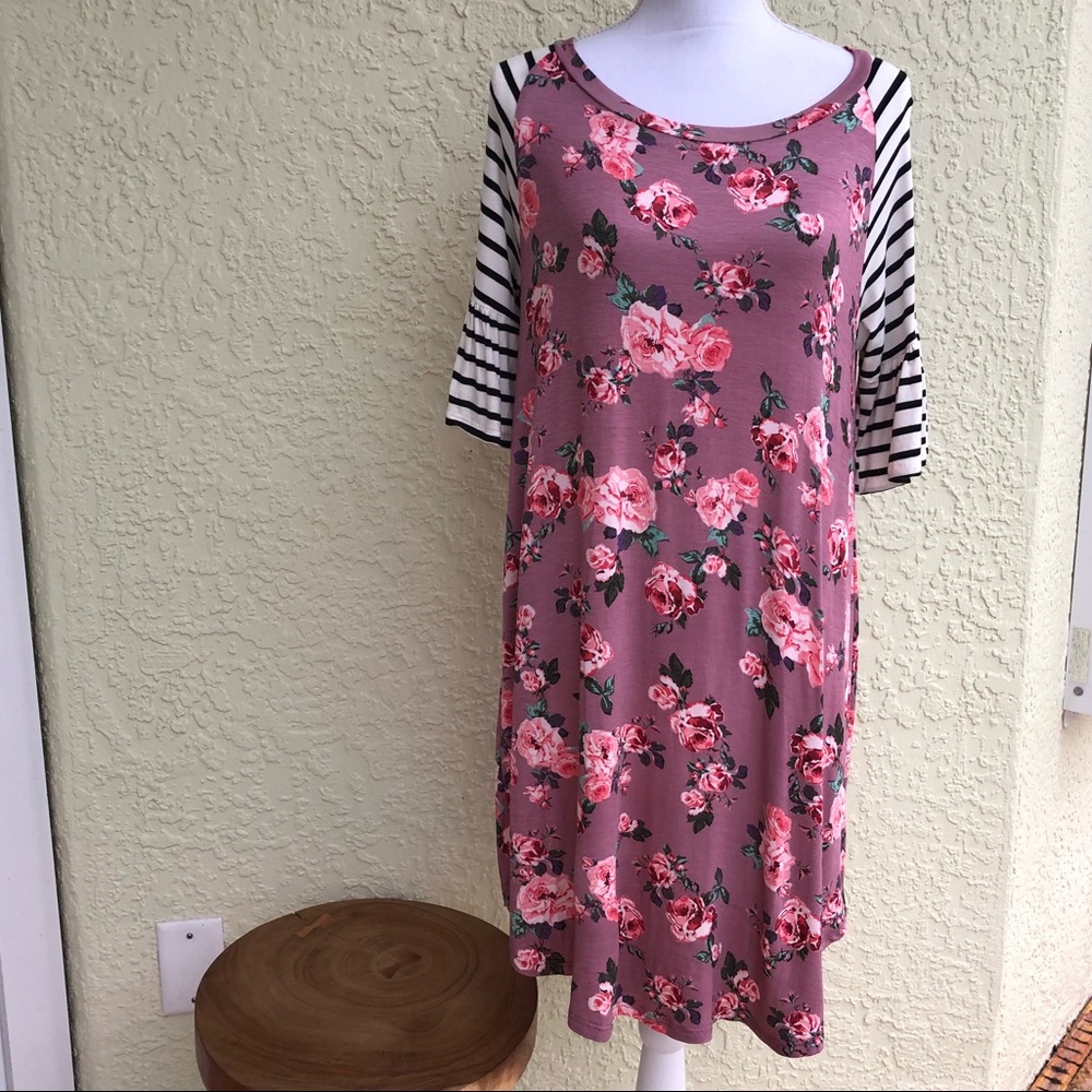 🥀Floral & Stripes Dress🥀